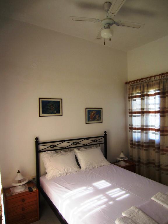 Katerina Apartments Triovasálos Buitenkant foto